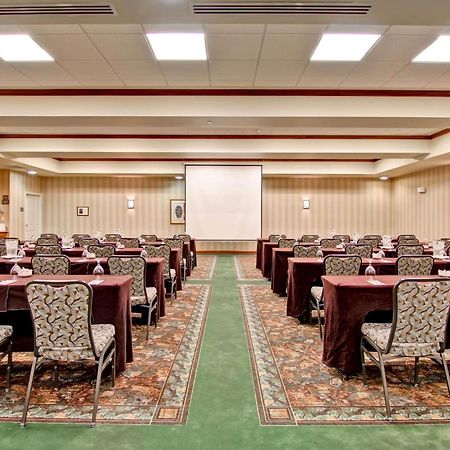 Hilton Garden Inn Seattle/Issaquah Exterior photo