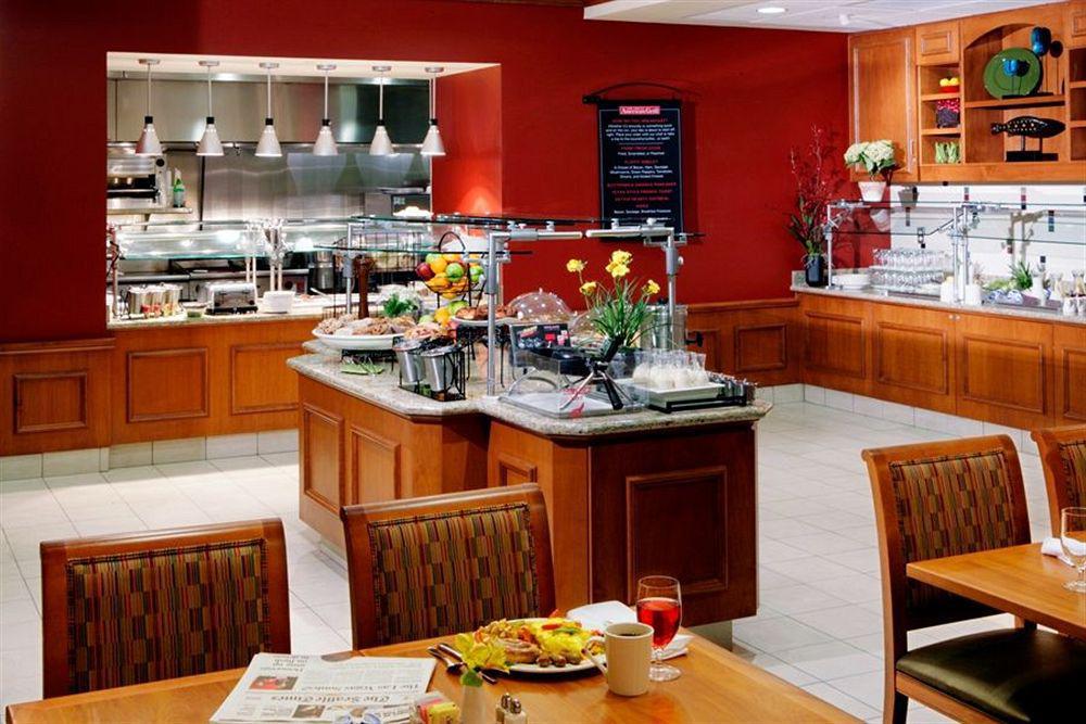 Hilton Garden Inn Seattle/Issaquah Restaurant photo