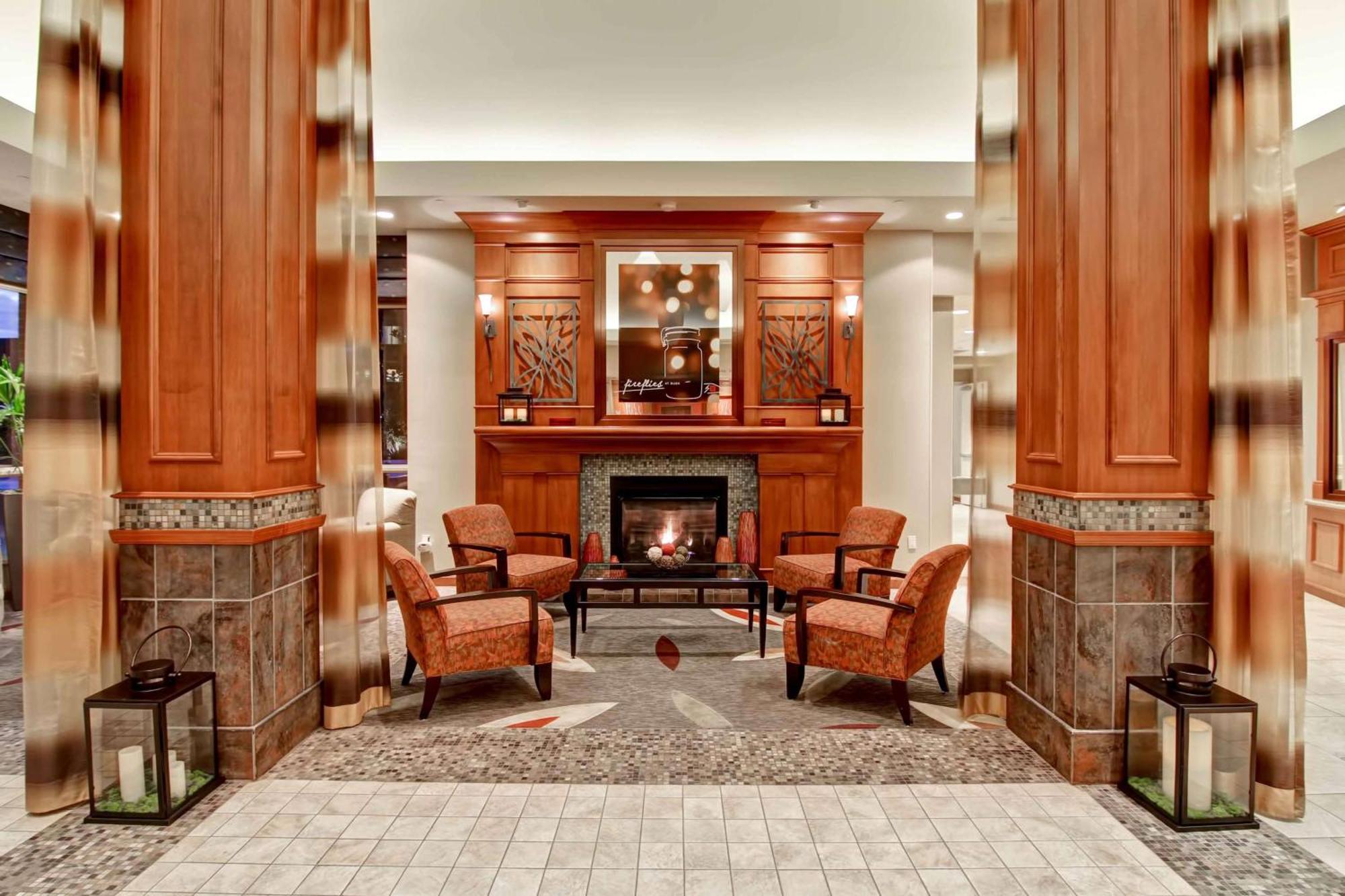 Hilton Garden Inn Seattle/Issaquah Exterior photo