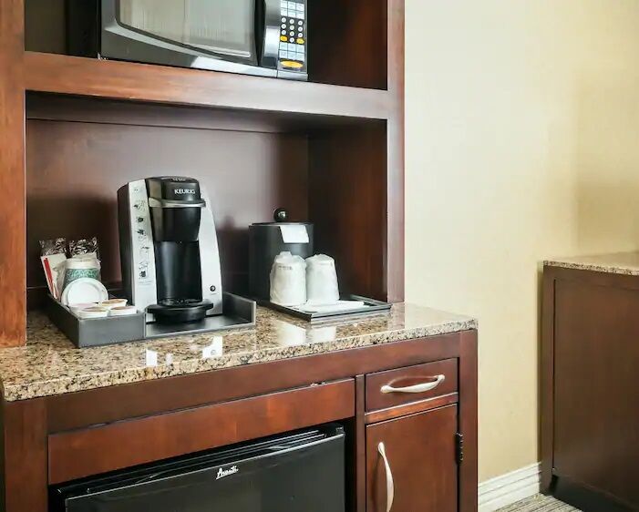 Hilton Garden Inn Seattle/Issaquah Exterior photo